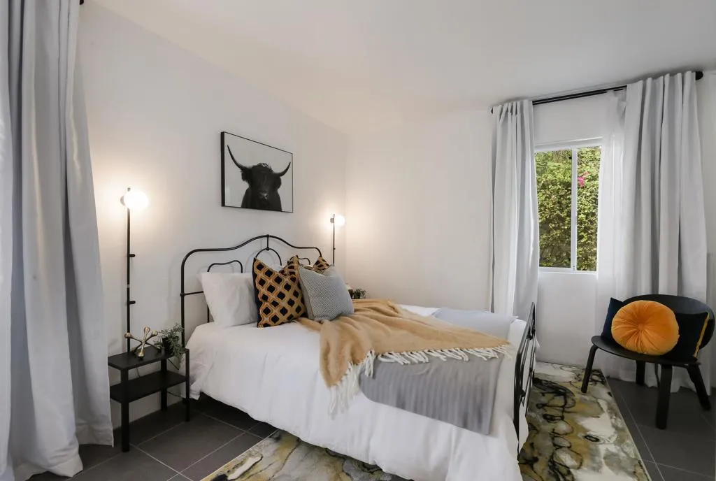 1529 S Calle Palo Fierro, Palm Springs, California 92264 home-pic-18