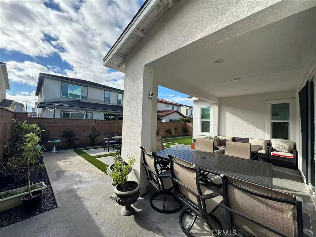 2680 E Penelope Ln, Ontario, California 91762 home-pic-21