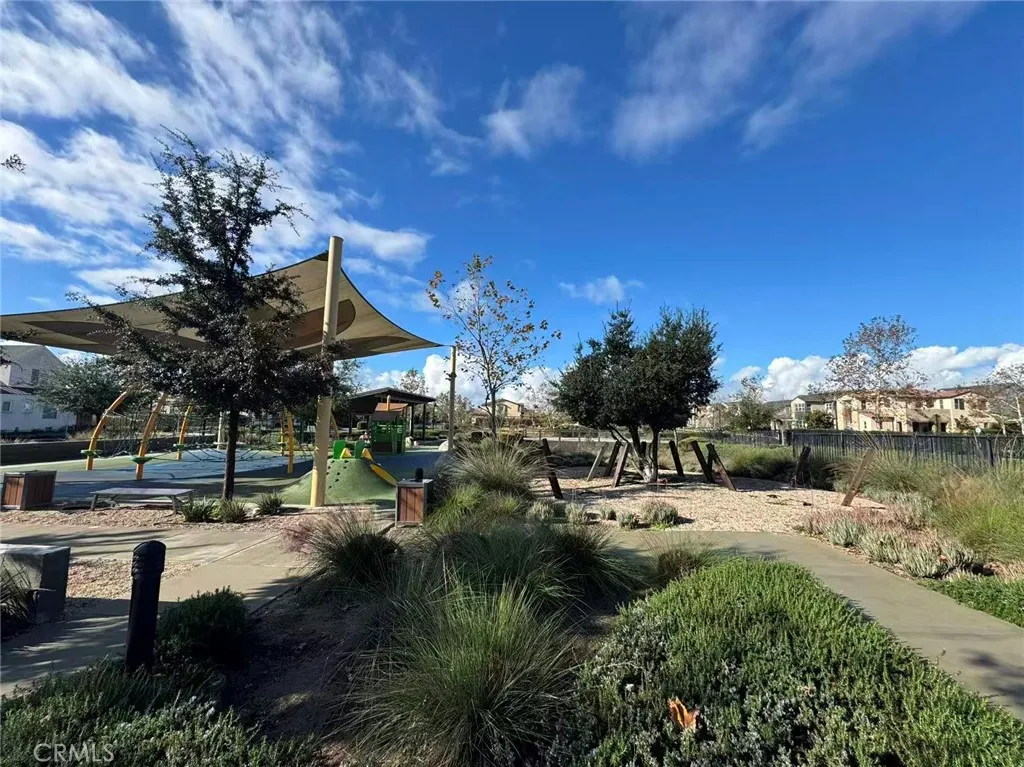 2680 E Penelope Ln, Ontario, California 91762 home-pic-26