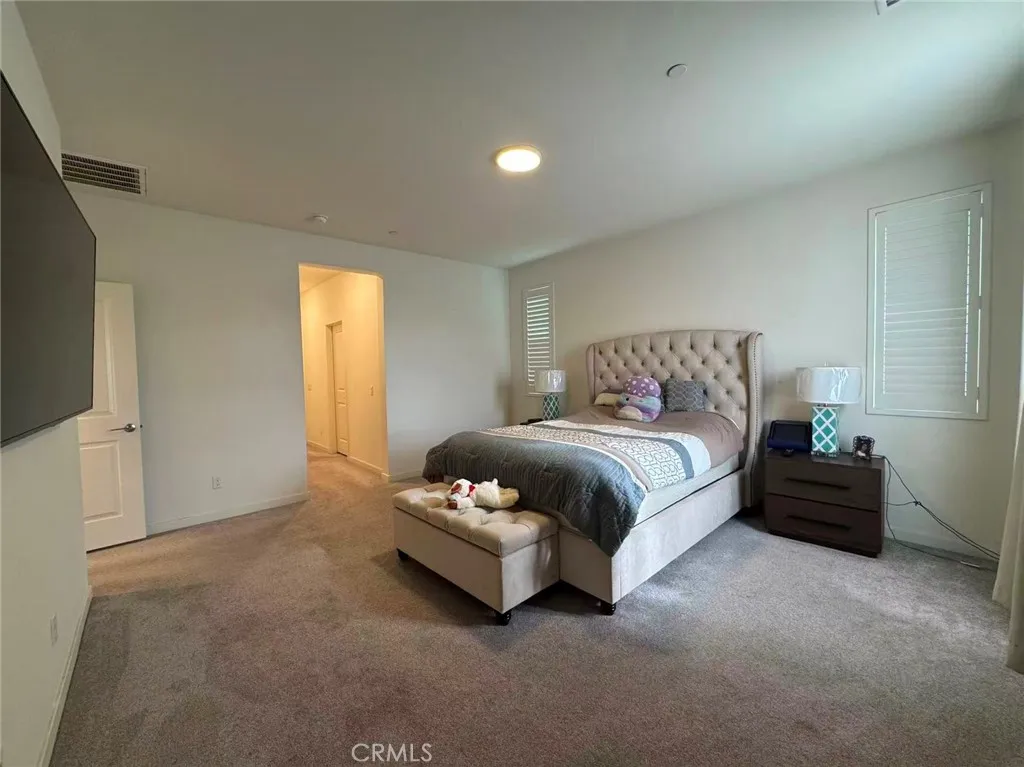 2680 E Penelope Ln, Ontario, California 91762 home-pic-16