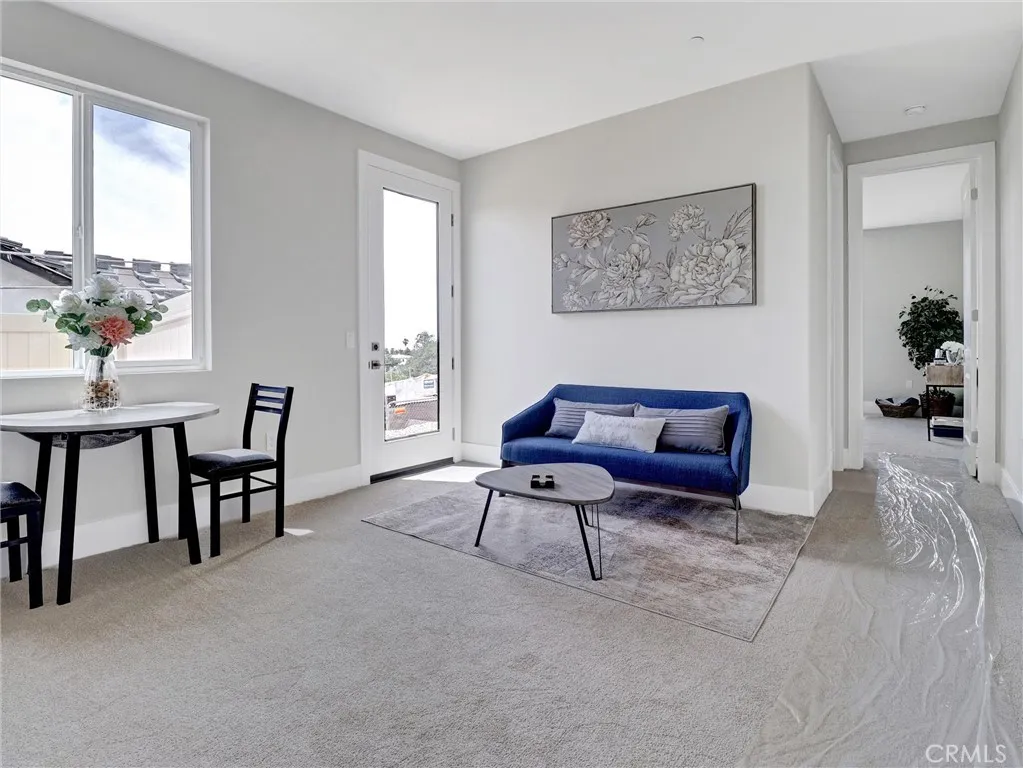 35878 Wildwood Crest Drive, Yucaipa, California 92399 home-pic-4