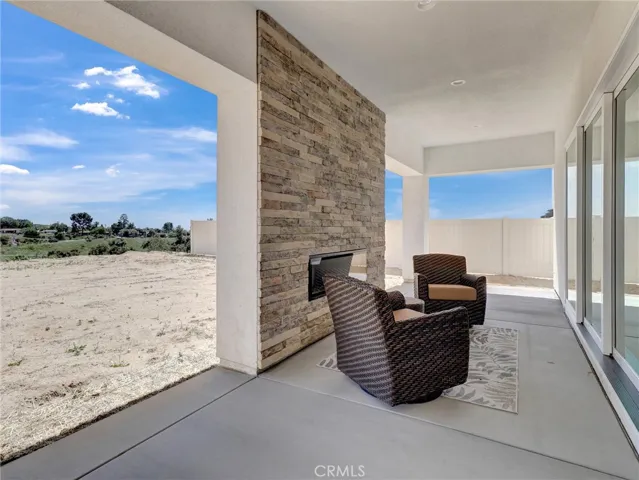 35892 Wildwood Crest Drive, Yucaipa, California 92399