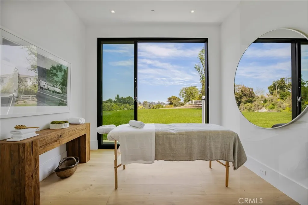 24105 Hidden Ridge Road, Hidden Hills, California 91302 home-pic-28