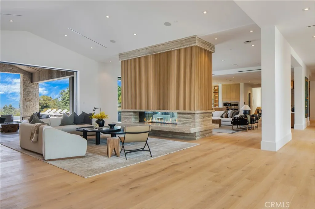 24105 Hidden Ridge Road, Hidden Hills, California 91302 home-pic-7