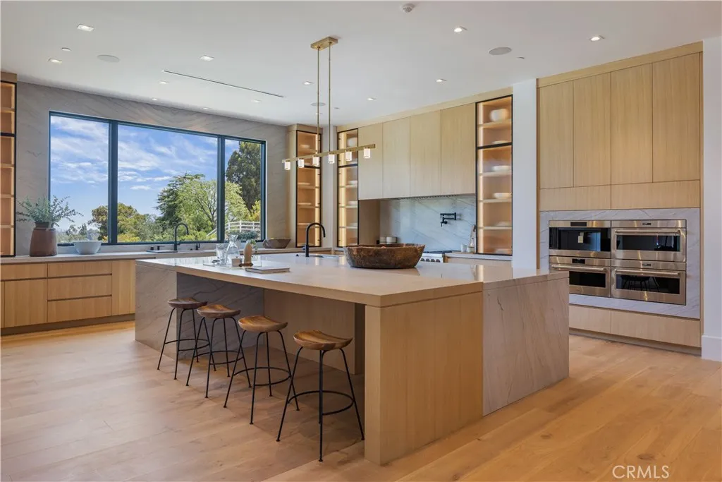 24105 Hidden Ridge Road, Hidden Hills, California 91302 home-pic-13