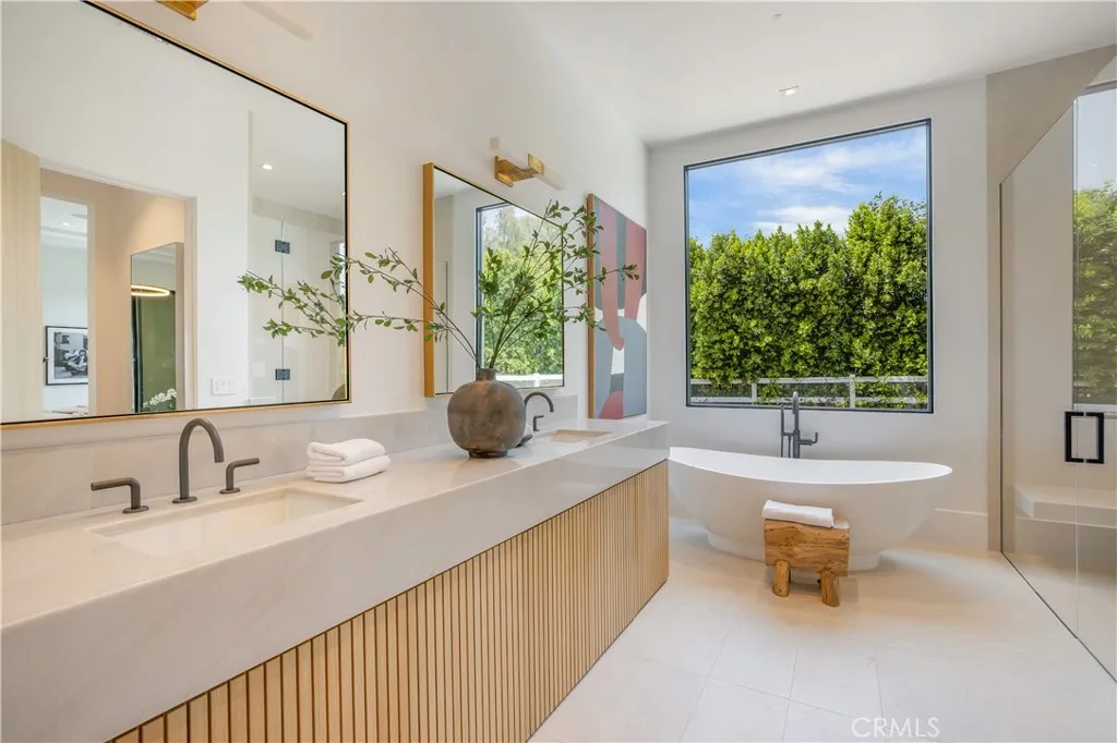 24105 Hidden Ridge Road, Hidden Hills, California 91302 home-pic-38