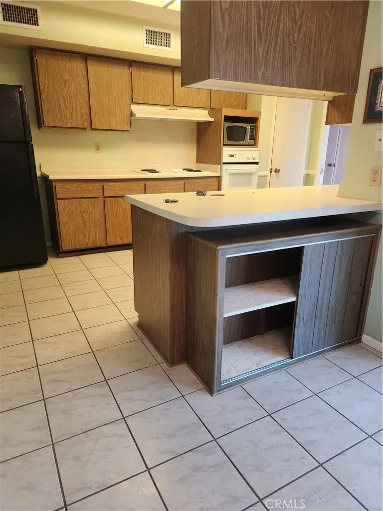 28055 Grosse Point, Menifee, California 92586 home-pic-14