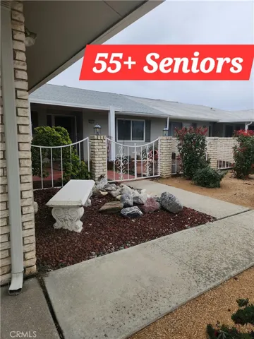 Direct access thru courtyard, to kitchen and front door