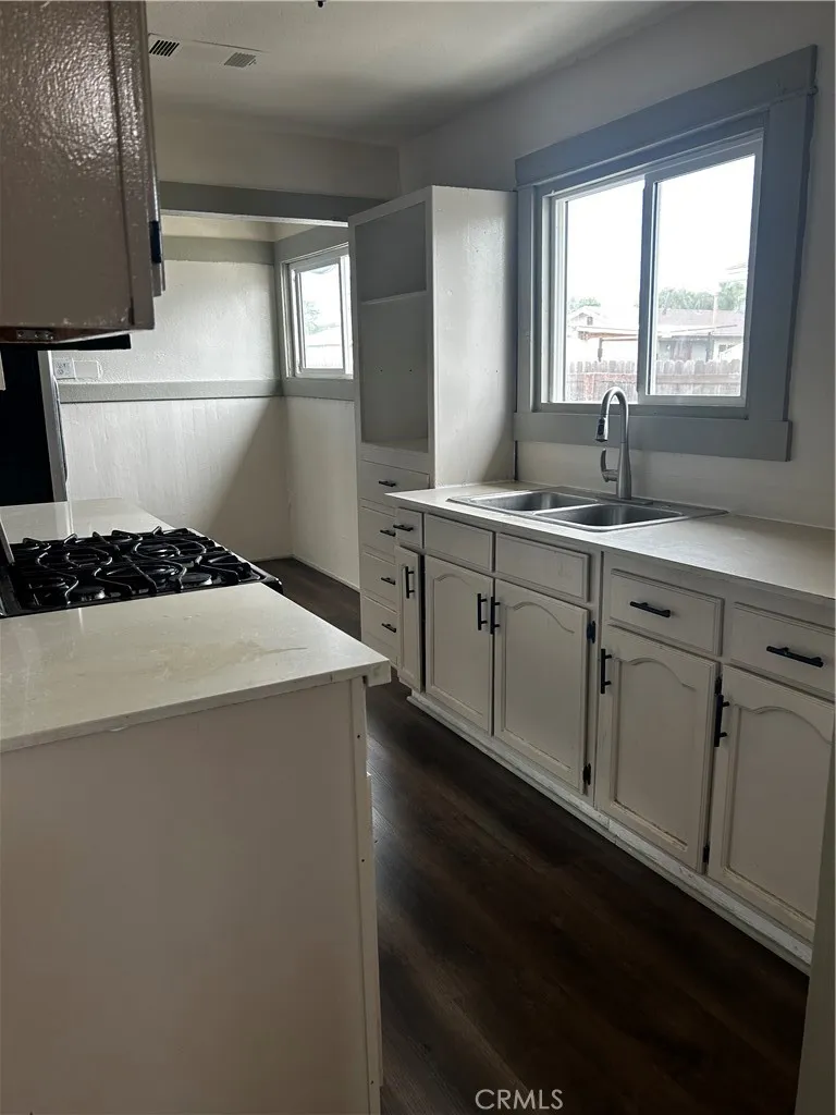 9623 Bandera, Los Angeles, California 90002 home-pic-7