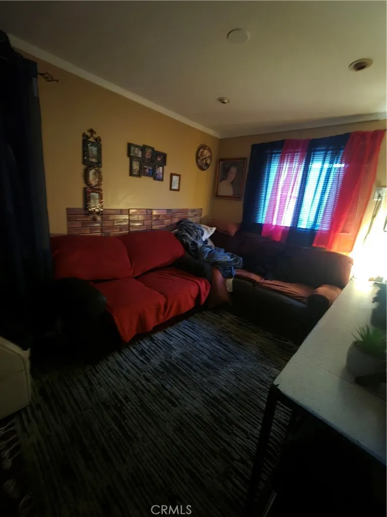6605 West, Inglewood, California 90302 home-pic-14