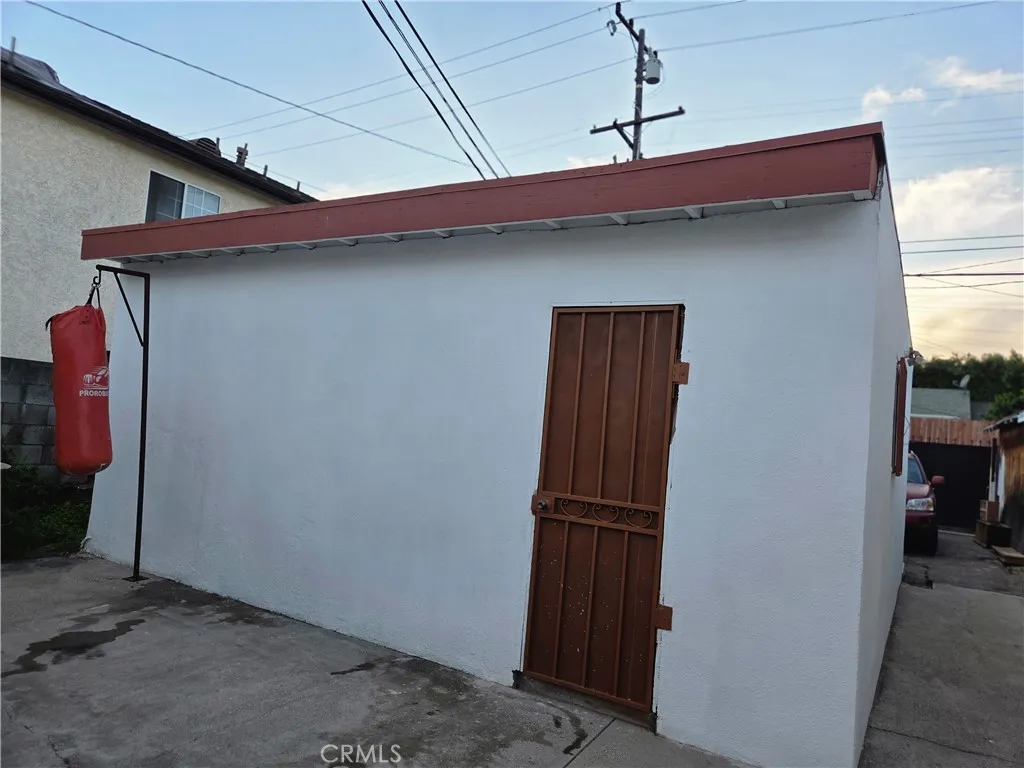 6605 West, Inglewood, California 90302 home-pic-7