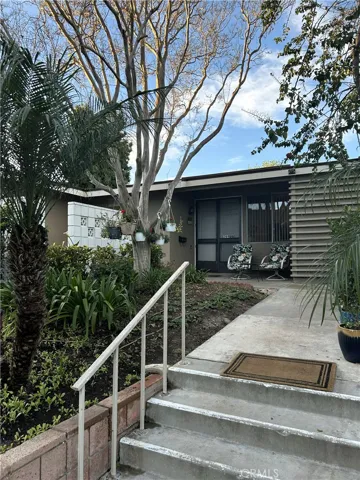 Front Walk and Entry