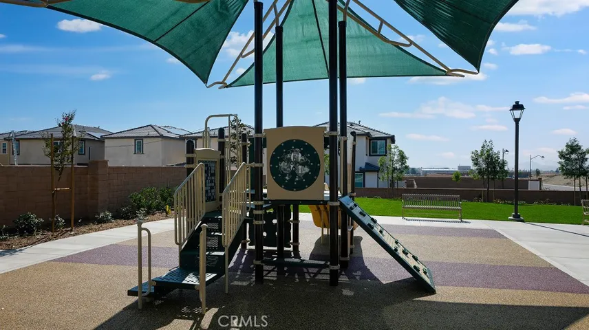 Renessaince Amenities