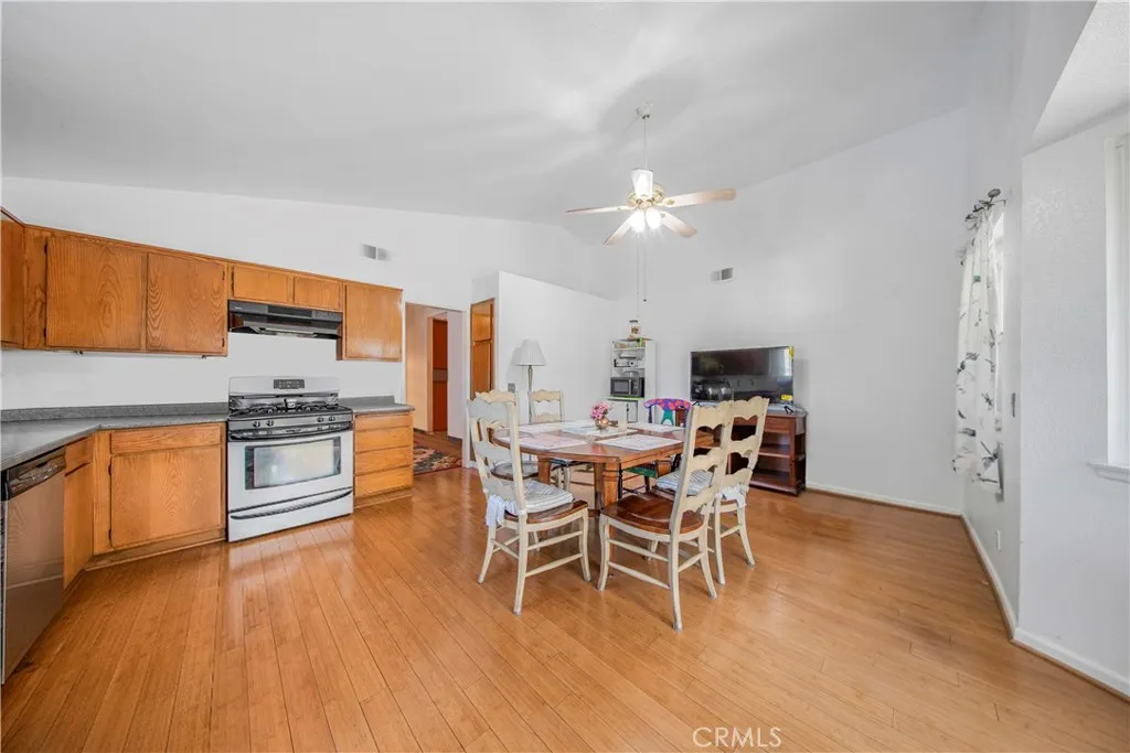 4903 Bandera, Montclair, California 91763 home-pic-5