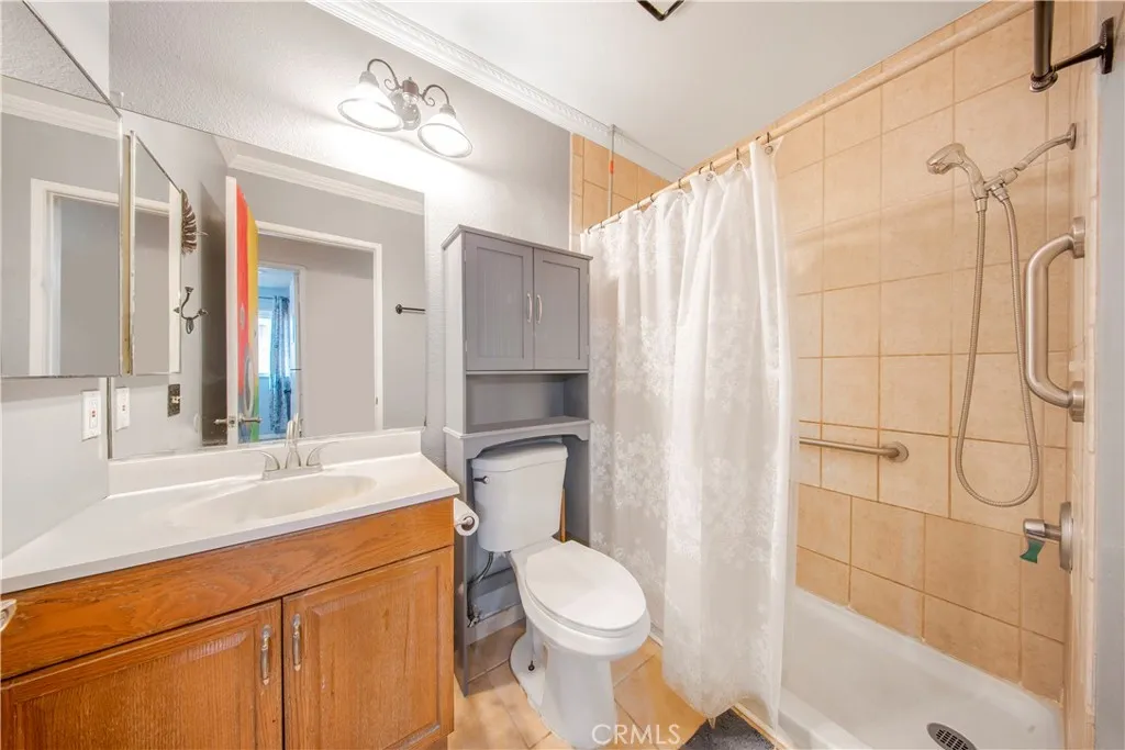 4903 Bandera, Montclair, California 91763 home-pic-14
