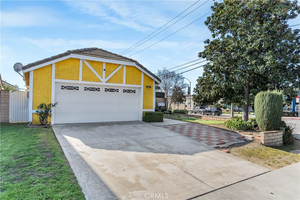 4903 Bandera, Montclair, California 91763 home-pic-2