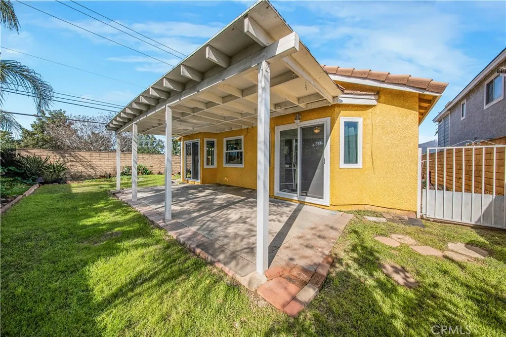 4903 Bandera, Montclair, California 91763 home-pic-19