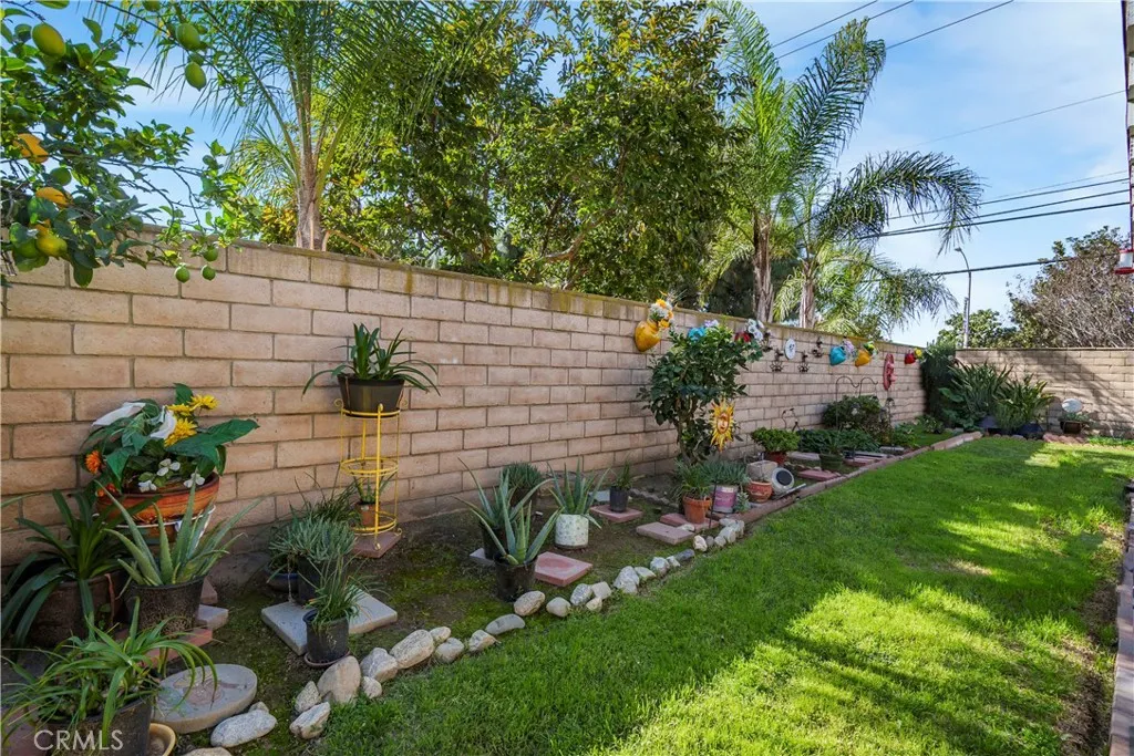 4903 Bandera, Montclair, California 91763 home-pic-17
