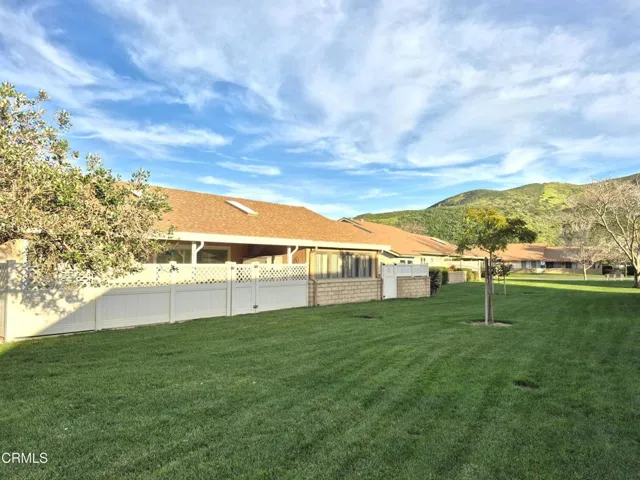 33107 Village 33 WeSellLeisureVillage (1