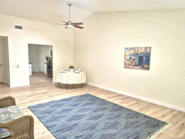 33107 Village 33 WeSellLeisureVillage (4