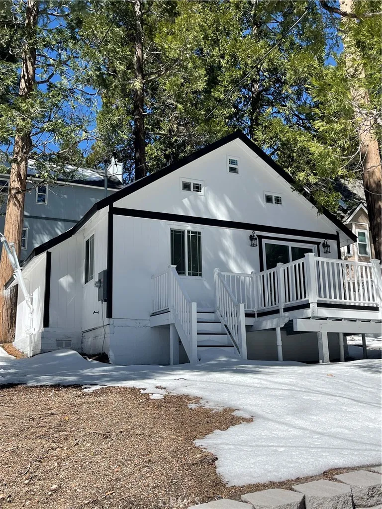2588 Secret, Running Springs, California 92382 home-pic-2