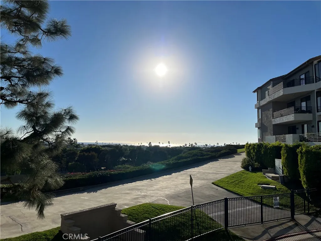 280 Cagney Lane 115, Newport Beach, California 92663 home-pic-2