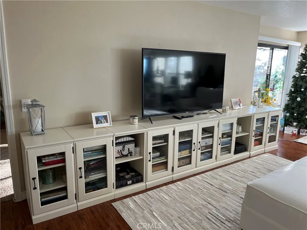280 Cagney Lane 115, Newport Beach, California 92663 home-pic-8