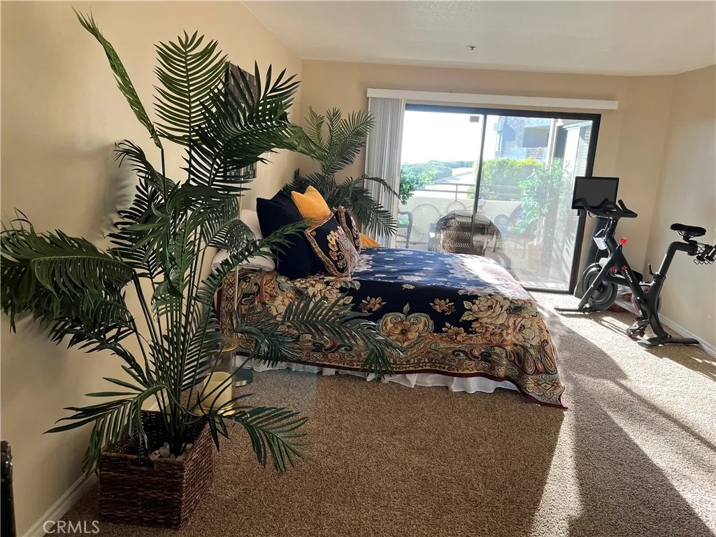 280 Cagney Lane 115, Newport Beach, California 92663 home-pic-20