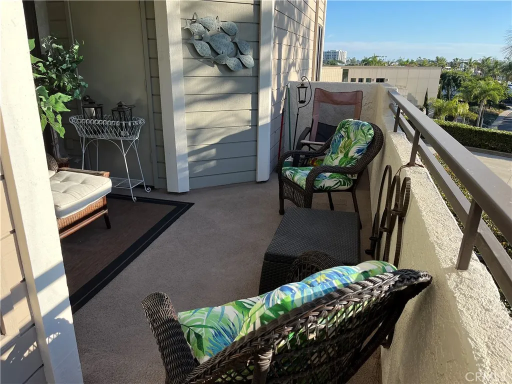 280 Cagney Lane 115, Newport Beach, California 92663 home-pic-24