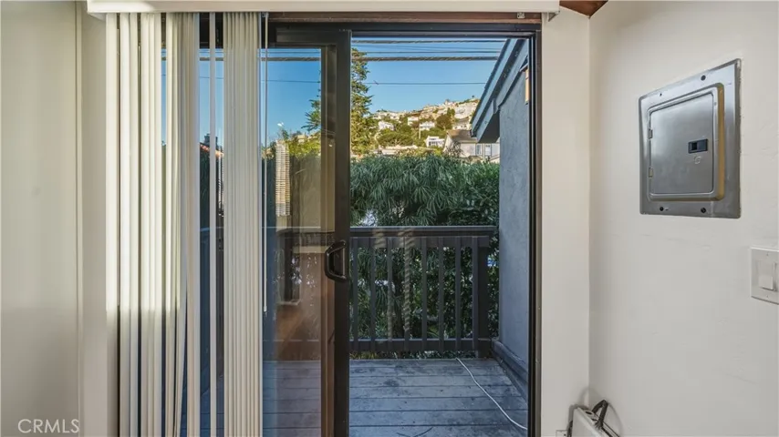 2101 Glenneyre Street C, Laguna Beach, California 92651