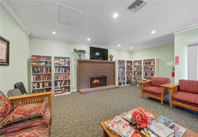 Community Center Library/Study Lounge