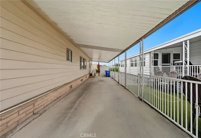 drive way up to 3 Cars