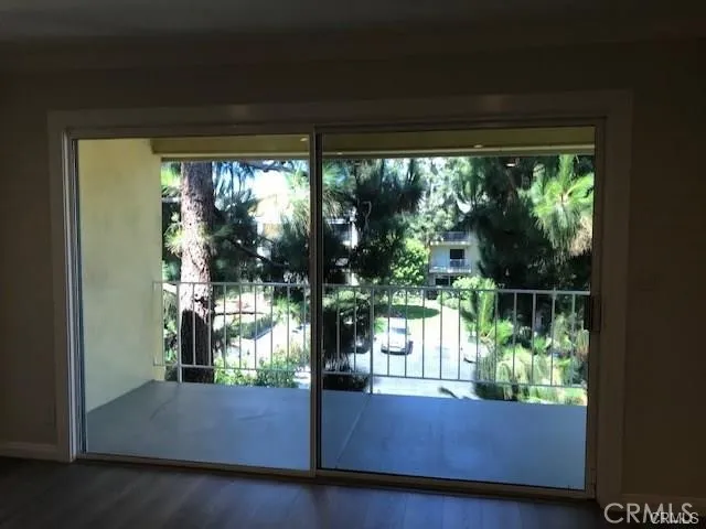 100 Scholz Plaza Ph1, Newport Beach, California 92663 home-pic-5