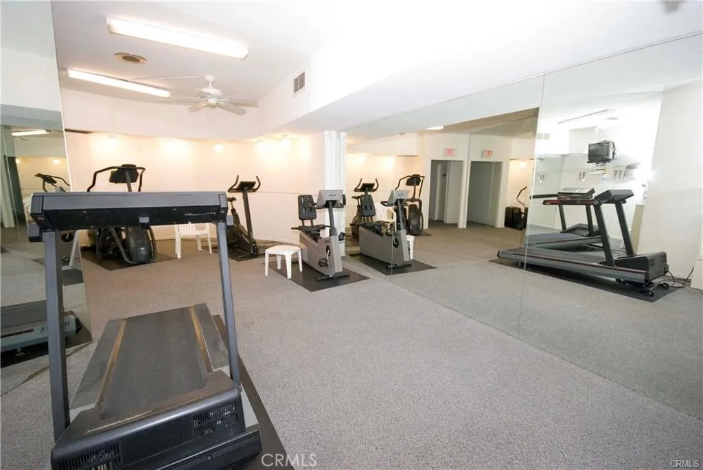 100 Scholz Plaza Ph1, Newport Beach, California 92663 home-pic-11