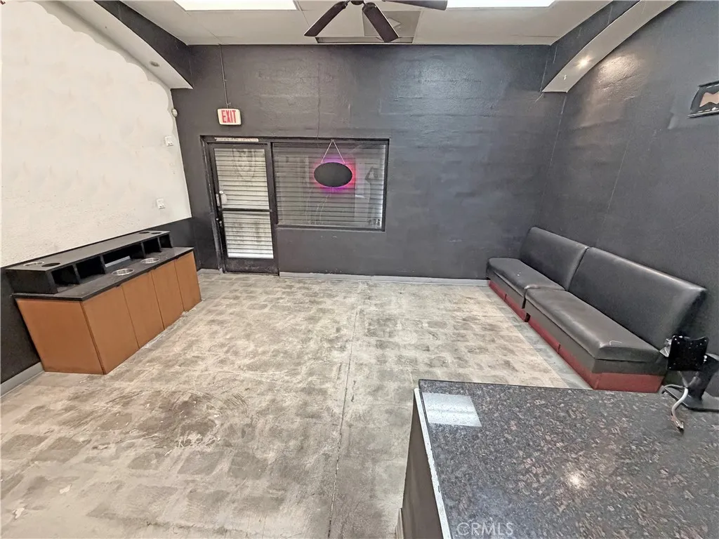 299 W Olive C, Colton, California 92324 — photo 4