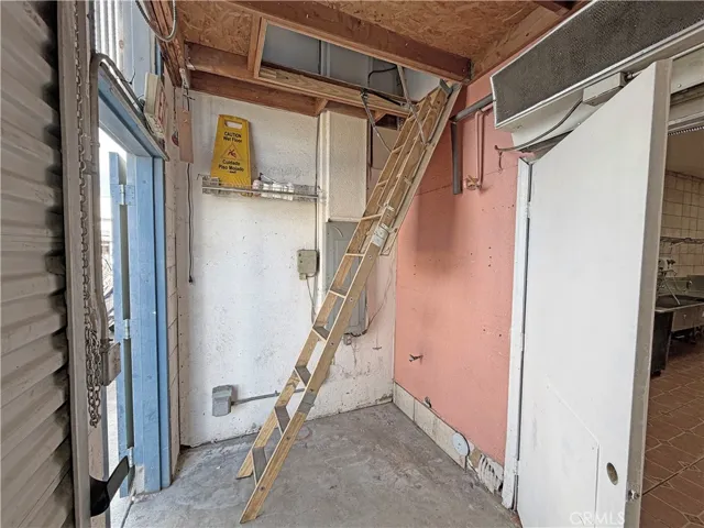 299 W Olive C, Colton, California 92324
