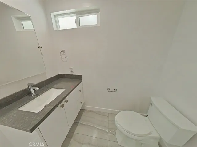 17633 Nordhoff, Northridge, California 91325