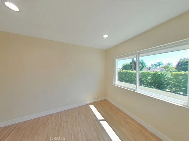 17633 Nordhoff, Northridge, California 91325