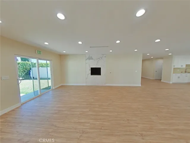 17633 Nordhoff, Northridge, California 91325