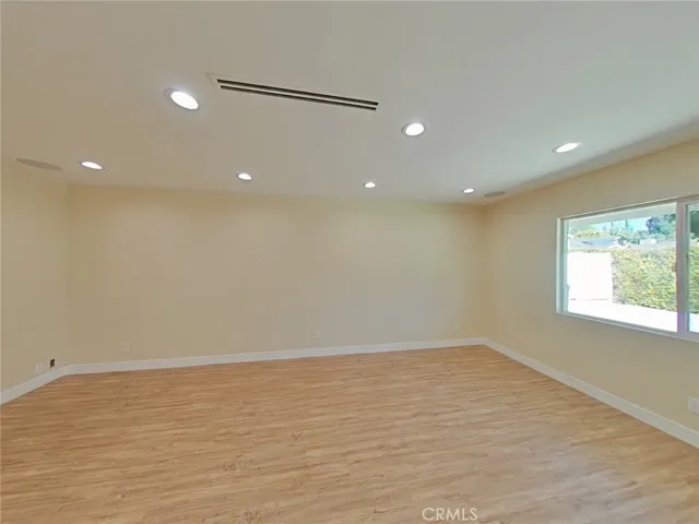 17633 Nordhoff, Northridge, California 91325