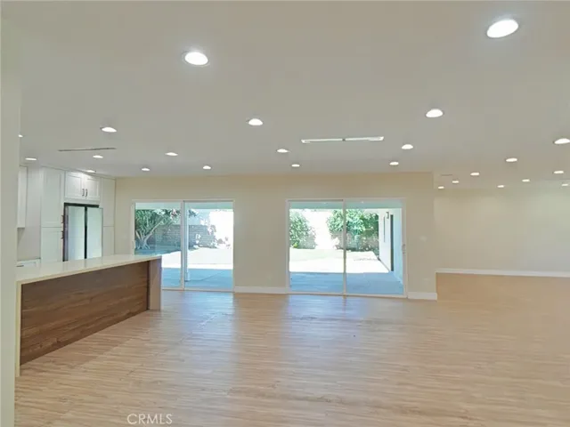 17633 Nordhoff, Northridge, California 91325