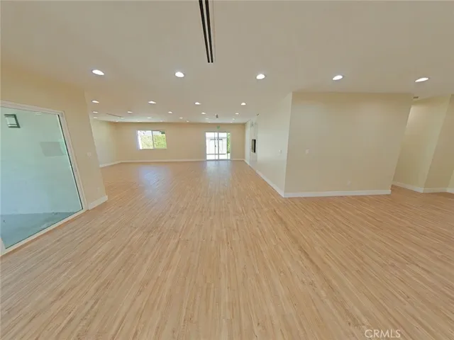 17633 Nordhoff, Northridge, California 91325