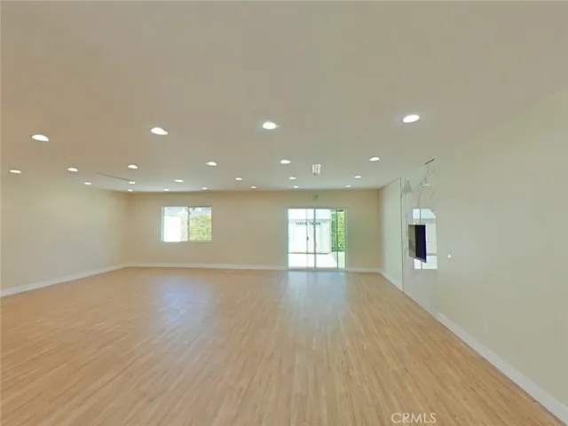 17633 Nordhoff, Northridge, California 91325