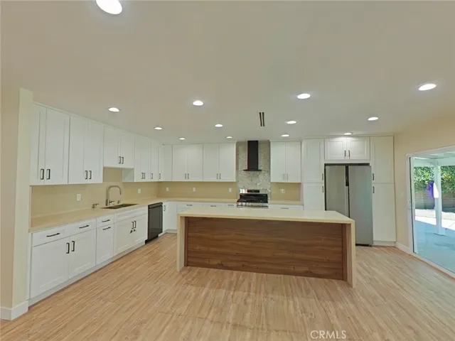 17633 Nordhoff, Northridge, California 91325