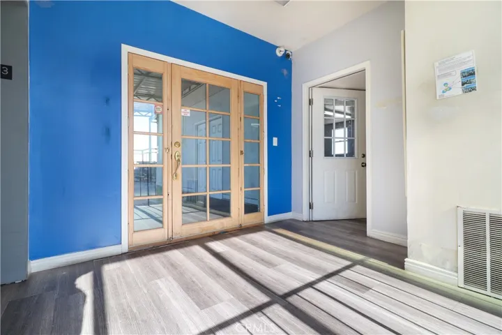 3rd Floor Landing access office space and roof terrace