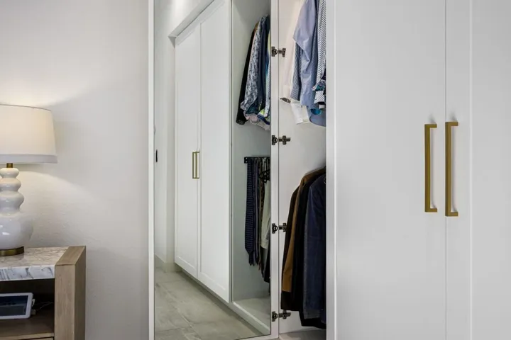 39-web-or-mls-KS_Lago_OPMG_1225_039