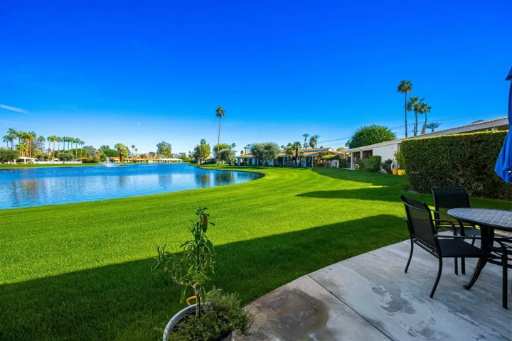 29-web-or-mls-KS_Lago_OPMG_1225_029