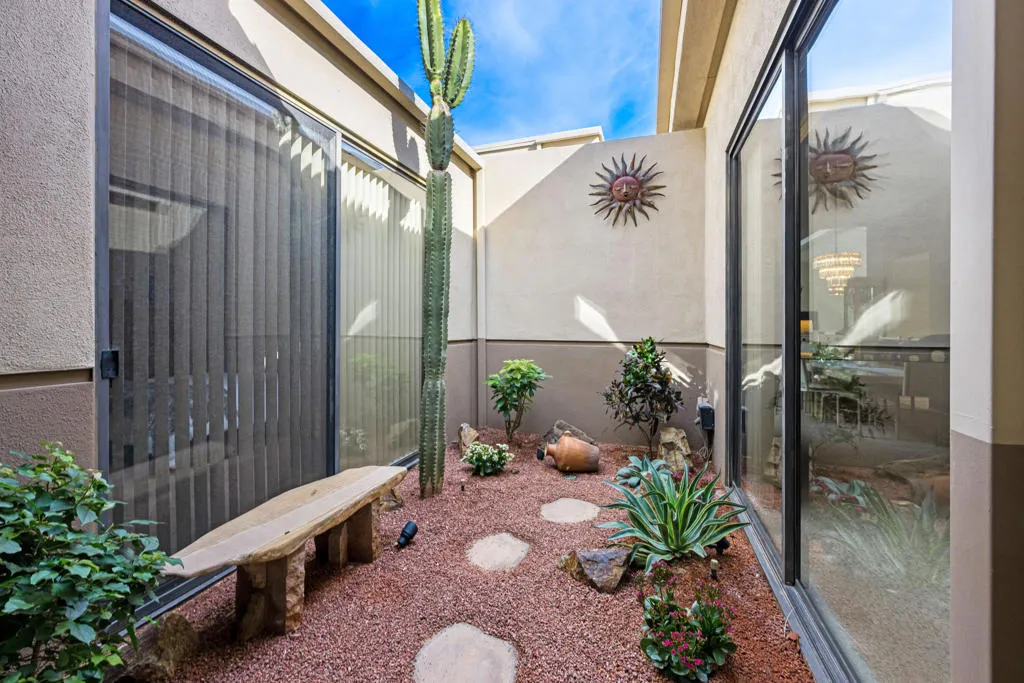 80512 Pebble Beach, La Quinta, California 92253 home-pic-23