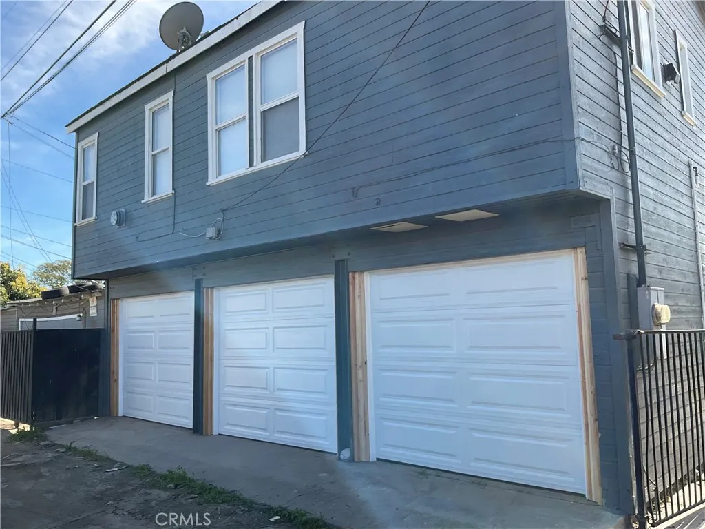 961 W 47th Street, Los Angeles, California 90037 home-pic-29