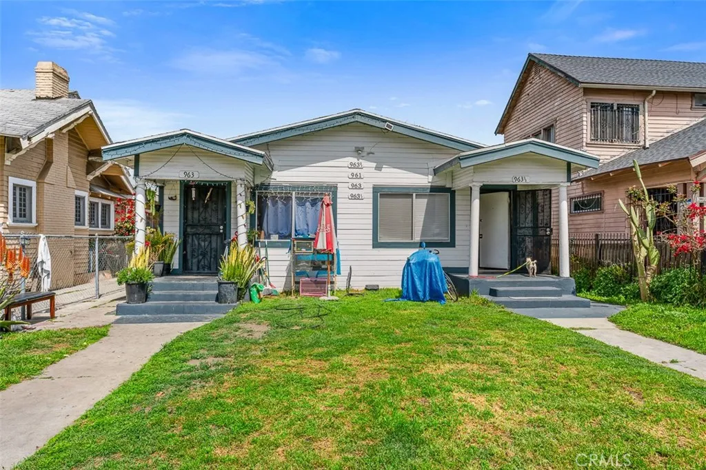 961 W 47th Street, Los Angeles, California 90037 home-pic-1